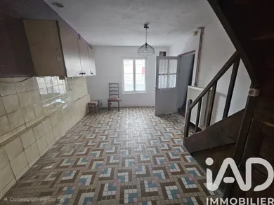 Maison à Varrains (49400)