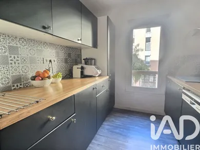 Apartment in Toulon (83000)