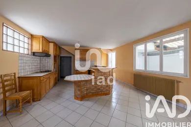 Townhouse in Chevilly-Larue (94550)