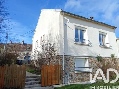 Maison à Ozouer-le-Voulgis (77390)