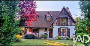 Traditional house in Milly-sur-Thérain (60112)