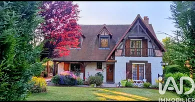 Traditional house in Milly-sur-Thérain (60112)