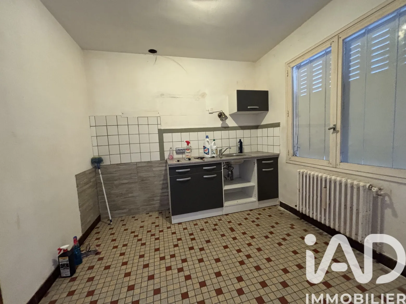 Vente maison à Thiviers (24800) : maison de ville 4 pièces 78 m² — 3