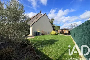 House in Brie-Comte-Robert (77170)