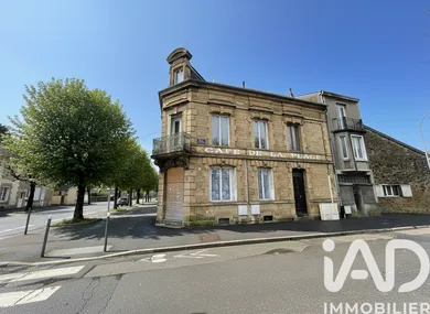 Building in Charleville-Mézières (08000)