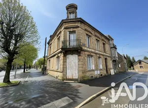 Building in Charleville-Mézières (08000)