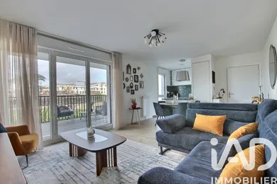 Apartment in Bois-Colombes (92270)