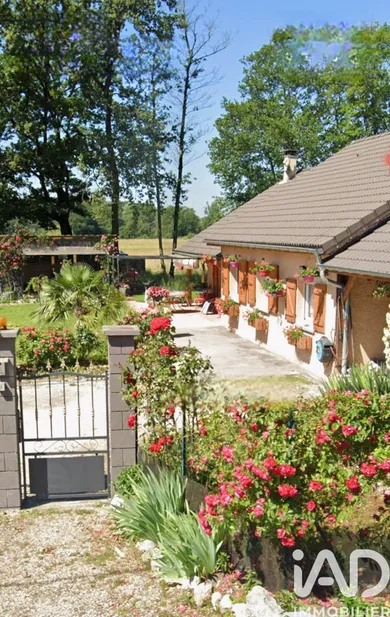 House in Groslée (01300)