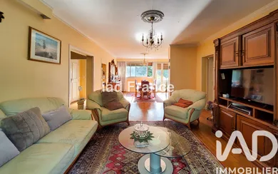 Apartment in Vaucresson (92420)
