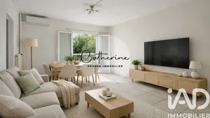 Apartment in Hyères (83400)