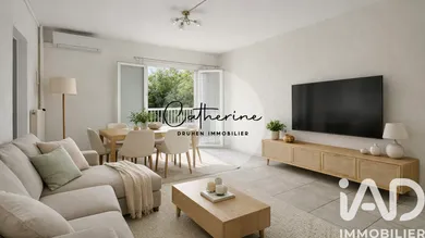 Apartment in Hyères (83400)