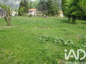 Building plot in Levens (06670)