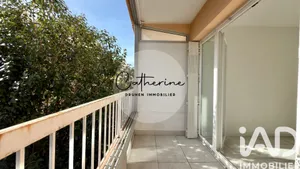 Appartement à Hyères (83400)