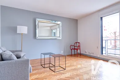 Apartment in Courbevoie (92400)