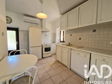 Appartement à Afa (20167)