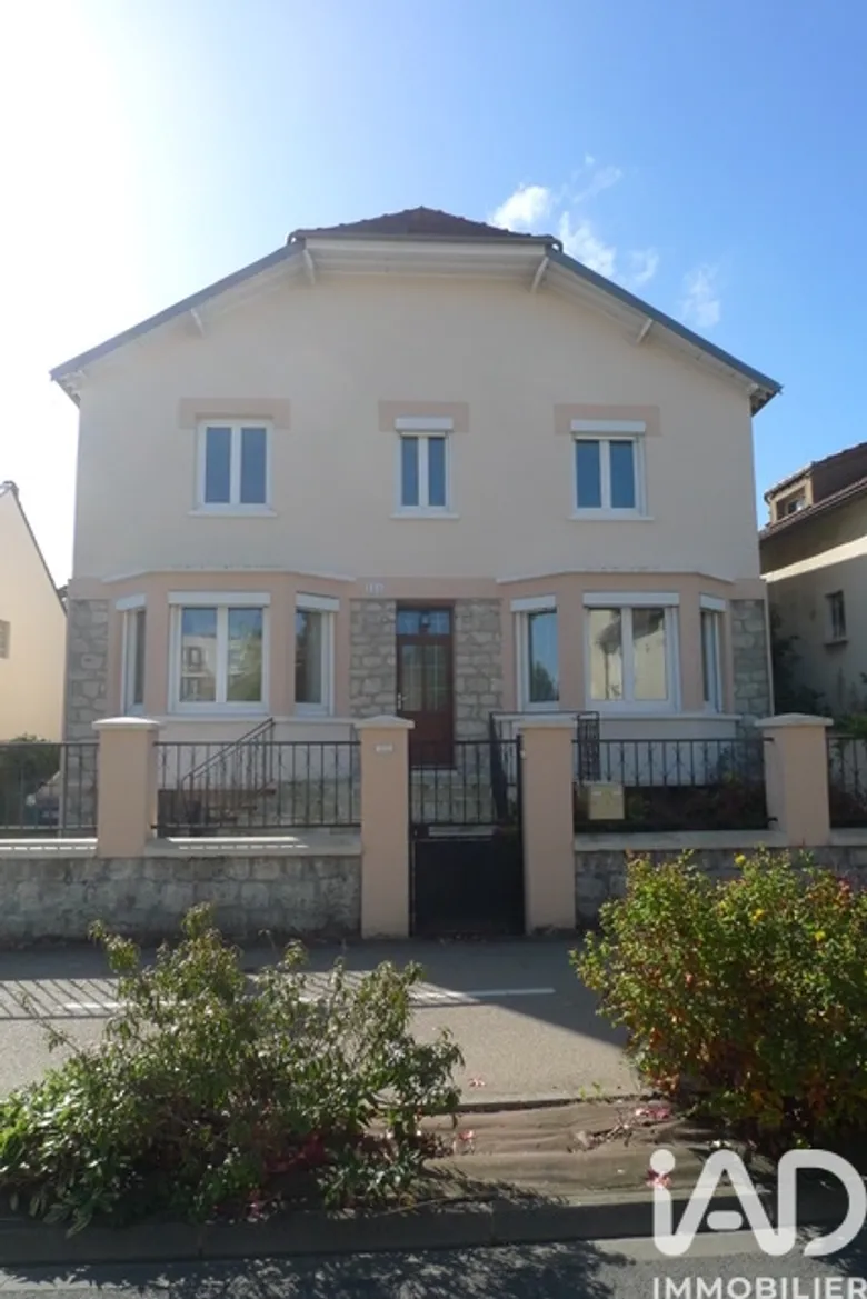 Maison 7 pièces 180 m² · à Mainvilliers · 179,6 m² · 369 000 €