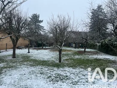 Terrain à bâtir à Égriselles-le-Bocage (89500)