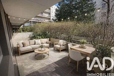 Apartment in Clichy (92110)