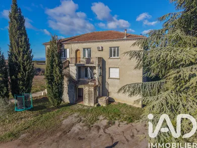 Appartement à Rochecolombe (07200)