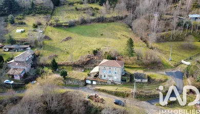 Maison de campagne à Saint-Julien-Vocance (07690)