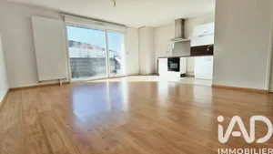 Apartment in Saint-Brice-Courcelles (51370)