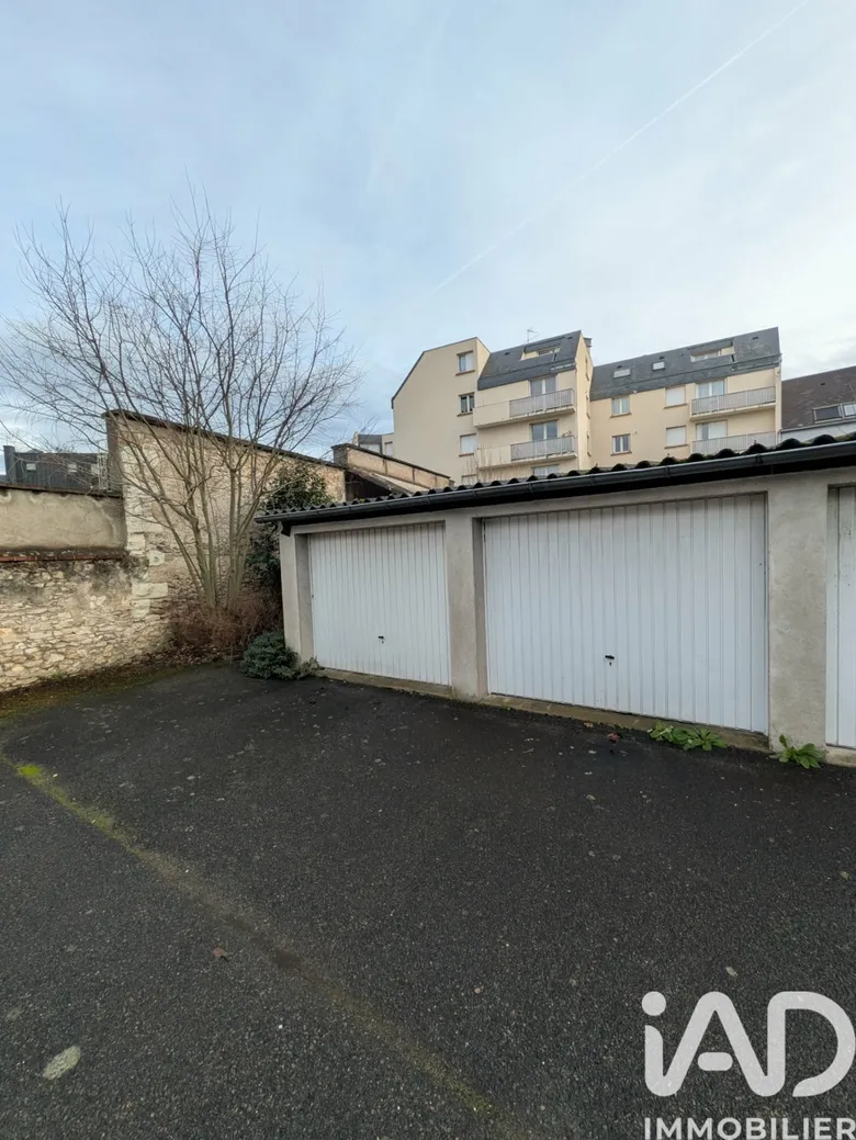 Parking 13 m² · à Tours · 13,5 m² · 30 000 €