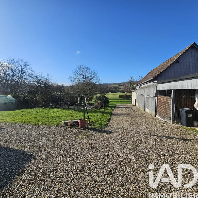 Maison 5 pièces 140 m² · à Douvrend · 140 m² · 190 000 €