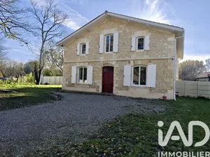 House in Avensan (33480)