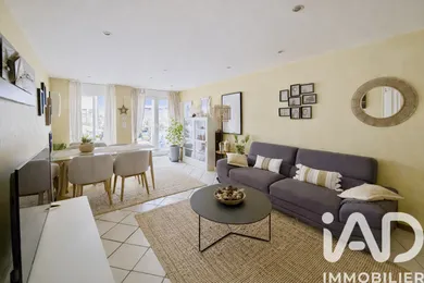 Maison de ville à Vals-près-le-Puy (43750)