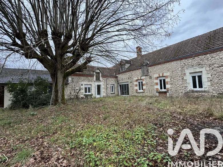 Maison 6 pièces 208 m² · à Gièvres · 208,2 m² · 148 000 €