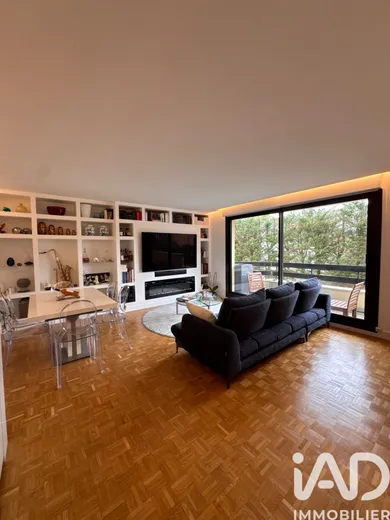 Apartment in Bordeaux (33200)