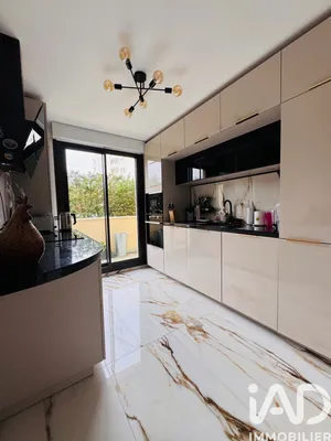 Appartement à Bordeaux (33200)