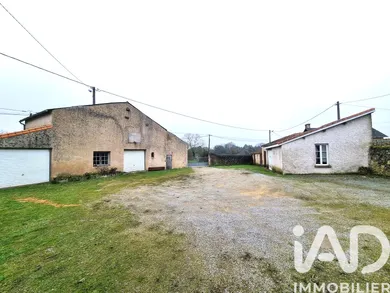 Maison de village à Thénezay (79390)