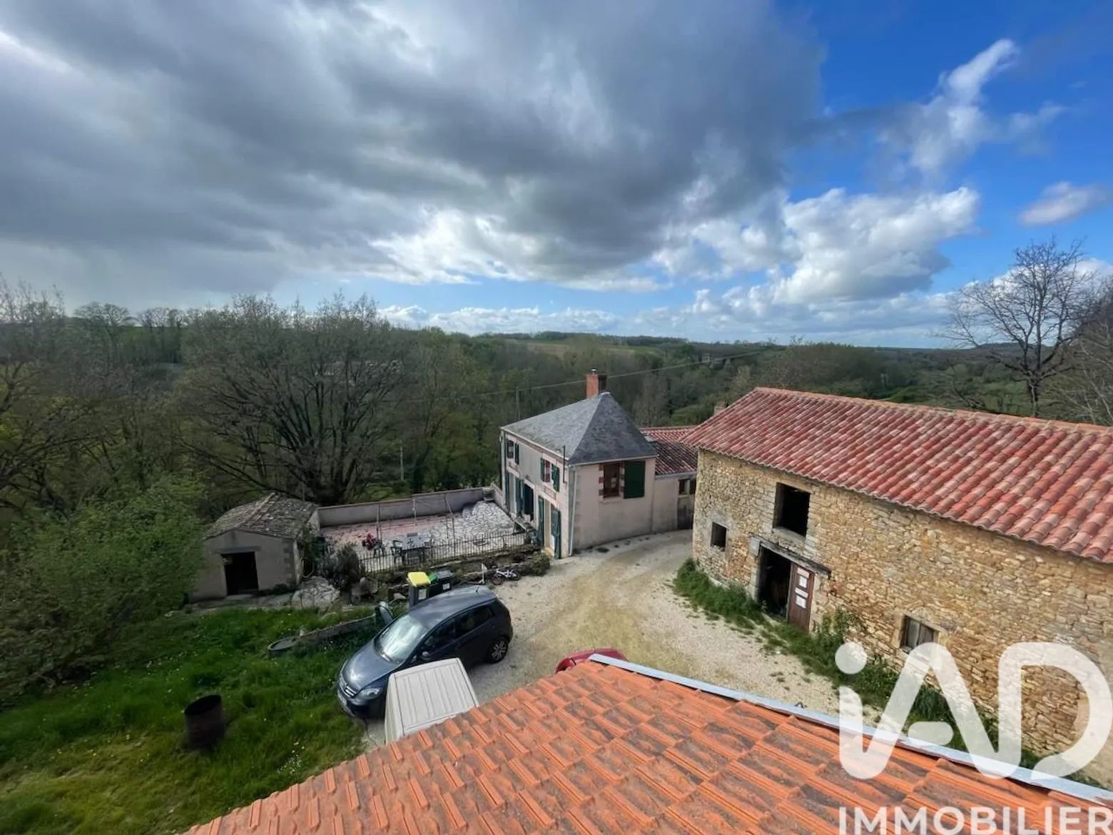maison à Airvault