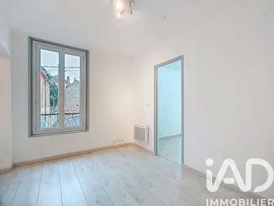 Apartment in Chaumes-en-Brie (77390)