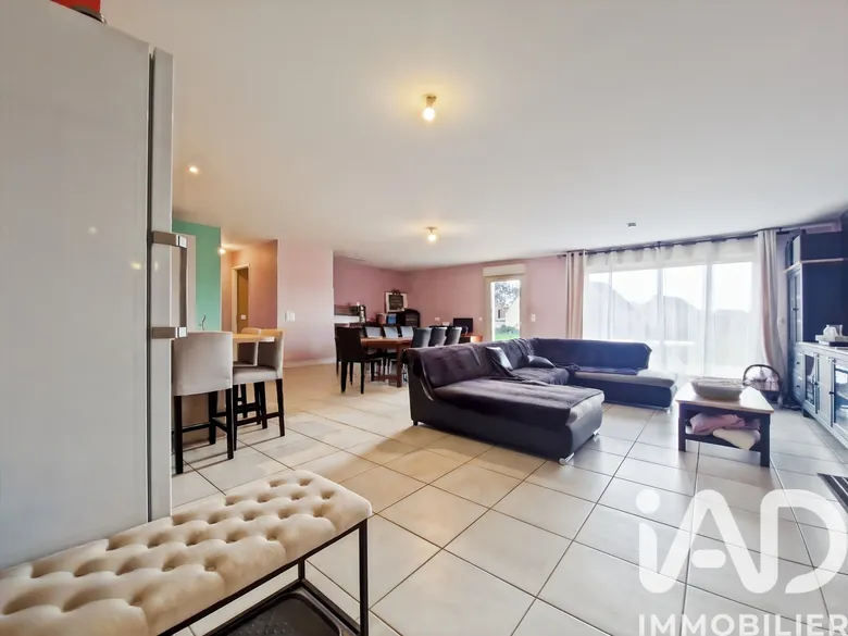 Maison 3 pièces 90 m² · à Chemilly-sur-Yonne · 90 m² · 209 900 €