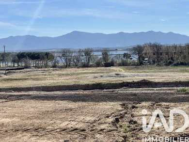 Building plot in Villeneuve-de-la-Raho (66180)