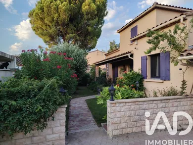 Traditional house in Avignon (84000)
