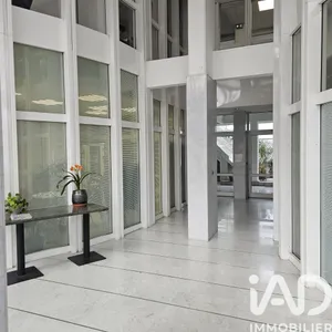 Parking in Paris (75019)