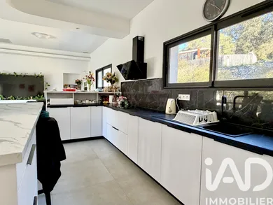 Maison à Nîmes (30000)