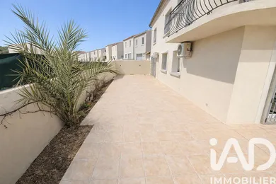 Apartment in Milhaud (30540)