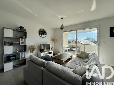 Apartment in Olemps (12510)