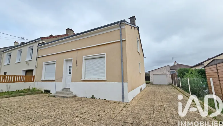 Maison 5 pièces 143 m² · à Saint-Maur · 143 m² · 148 000 €