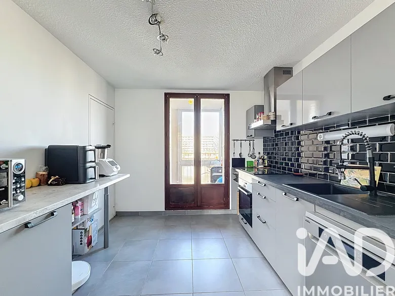 Appartement 4 pièces 79 m² · à Le Pont-de-Claix · 79 m² · 133 000 €