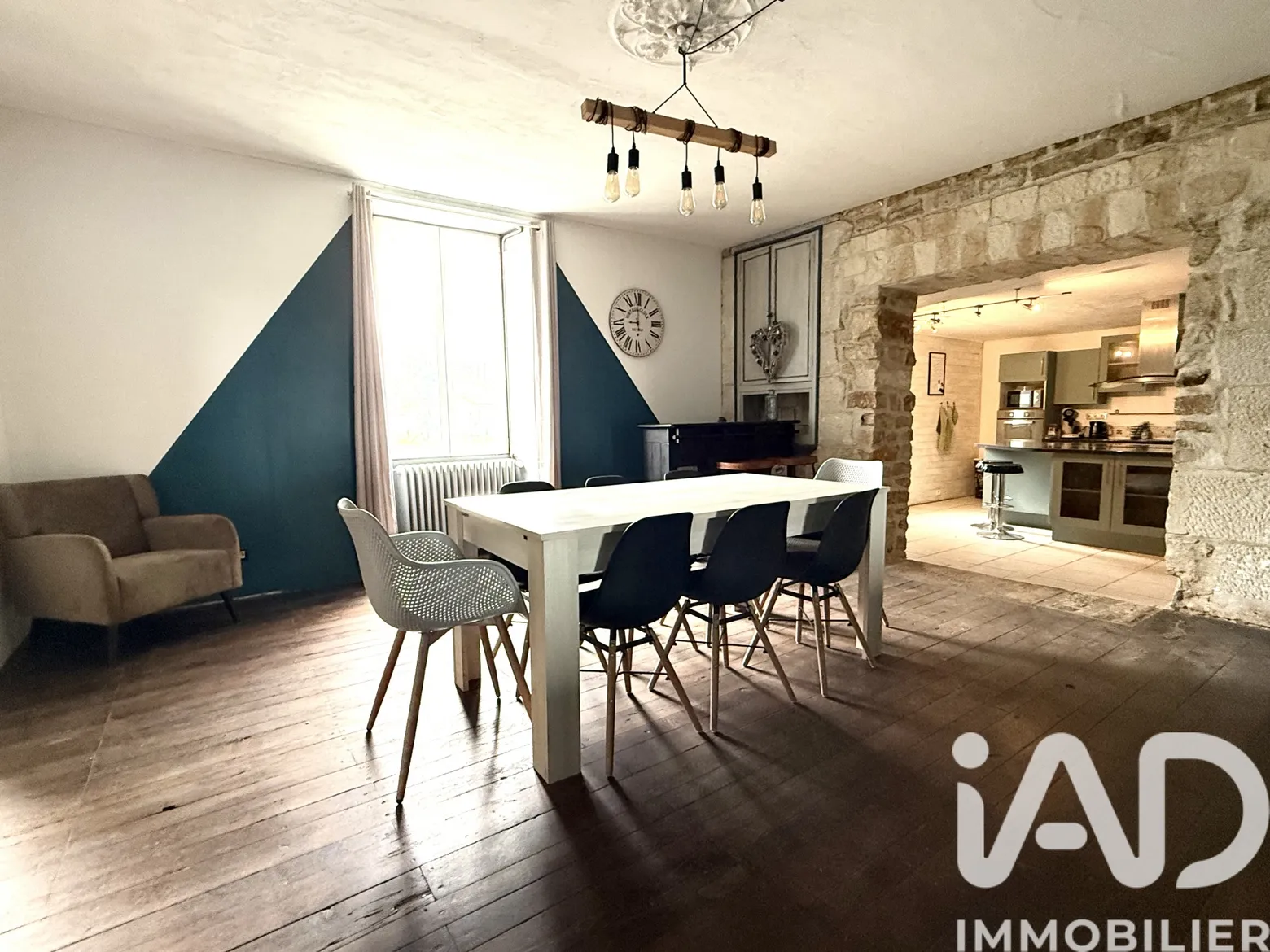 Vente maison à Maisonnay (79500) : maison 6 pièces 165 m² — 6