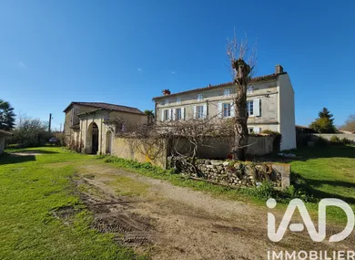 Maison à Champniers (16430)