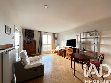 Apartment in Noisy-le-Grand (93160)