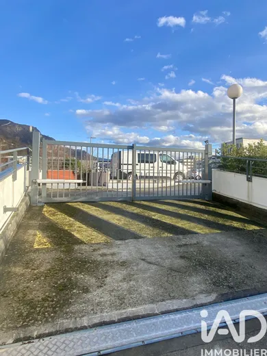 Parking à Saint-Martin-le-Vinoux (38950)