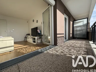 Apartment in Paray-Vieille-Poste (91550)