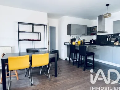 Apartment in Colombes (92700)
